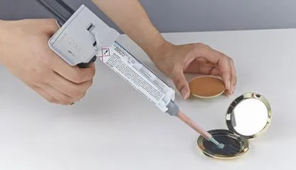 Accessoires colles et adhésifs
