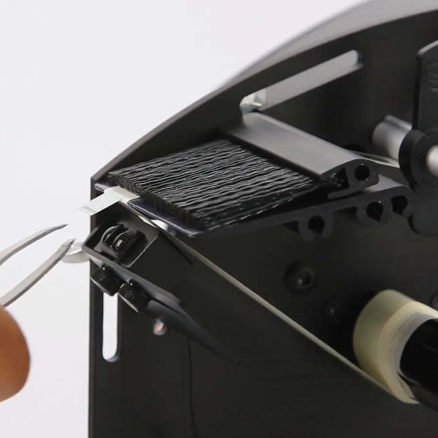 Brosse de pression du dévidoir automatique d'étiquettes petit format Adezif Labelmoto Start International LD3000
