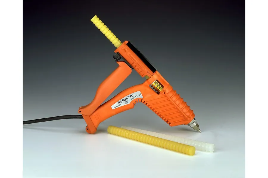 Colle batonnet thermofusible hot melt pour pistolet