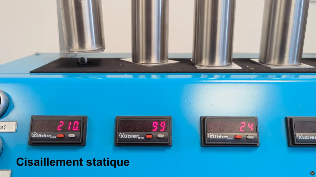 Appareil de test d’adhérence par cisaillement statique avec banc de traction et affichage numérique - Adezif